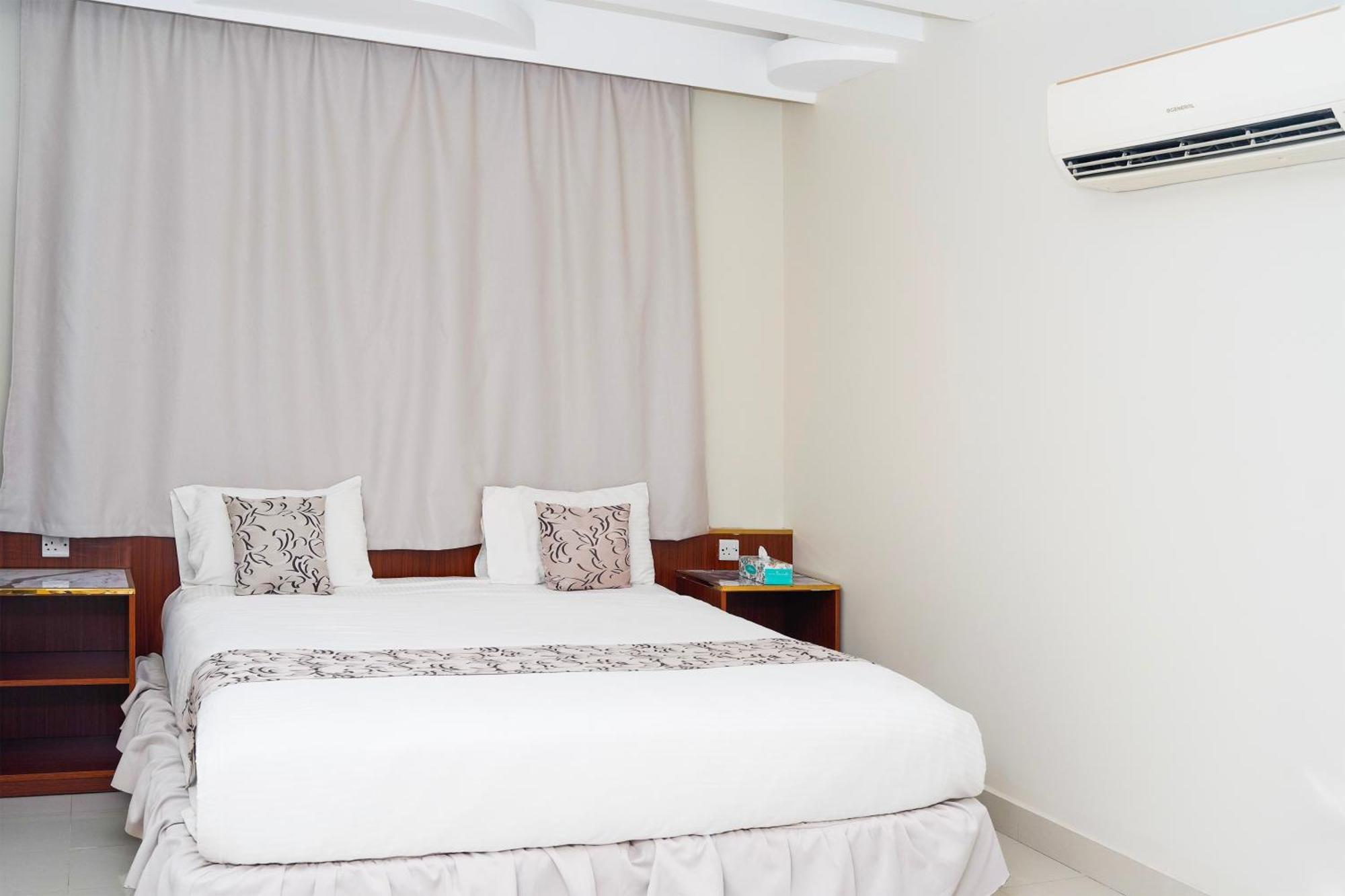 Al Bayrahaa Hotel Apartments Seeb Exterior foto